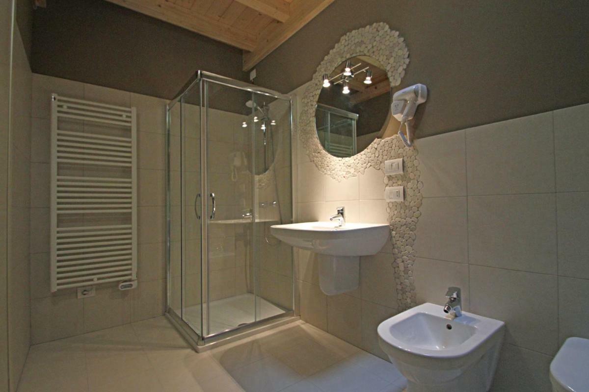 All'Albaro Agriturismo Salizzole Luaran gambar